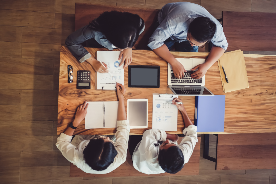 oman businesses choosing invoicing provider