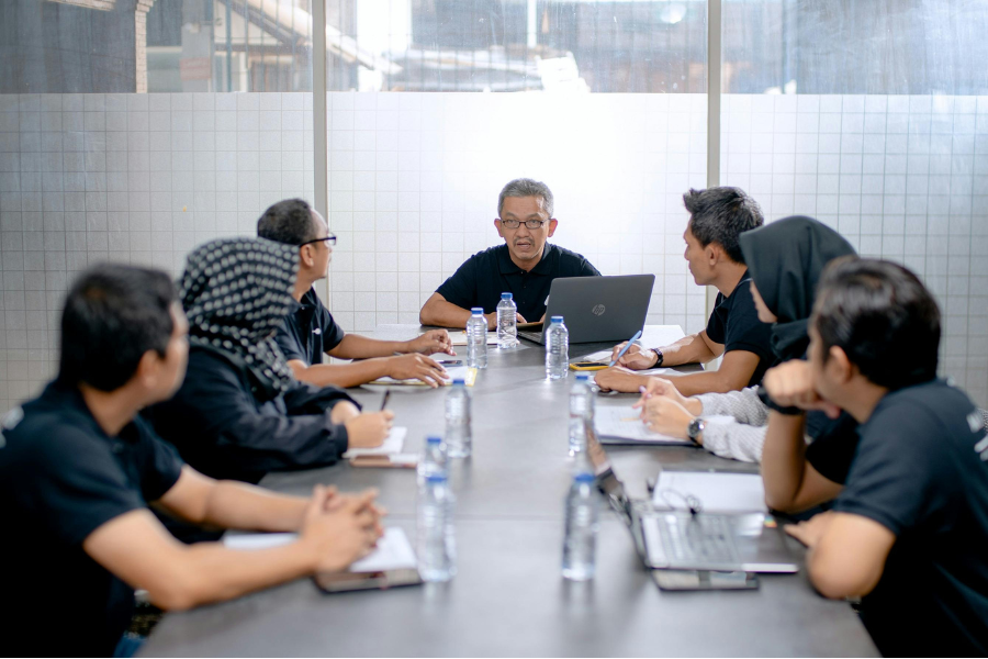 oman business comparing invoicing service provider