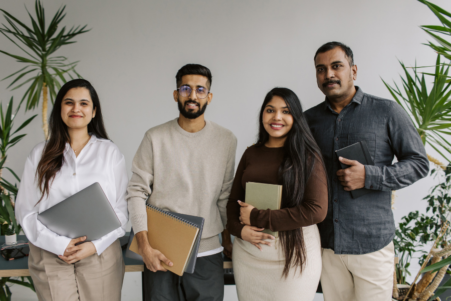 oman business team